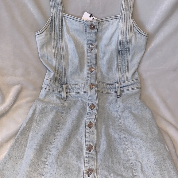 BRAND NEW - jean dress - Picture 1 of 4